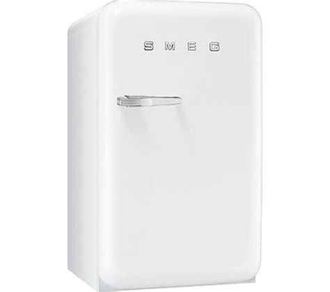 smeg fridge white.